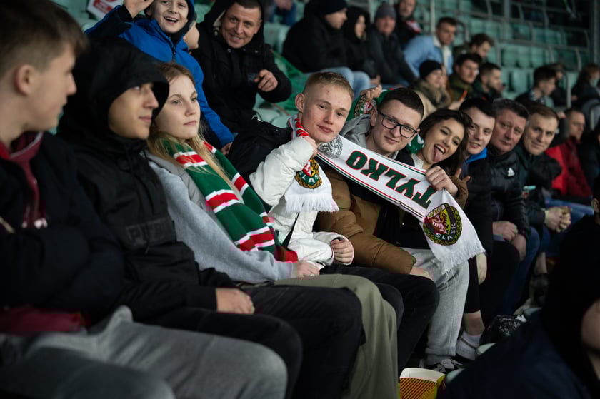 Kibice na meczu Śląska z Widzewem (2 marca 2024) na Tarczyński Arenie